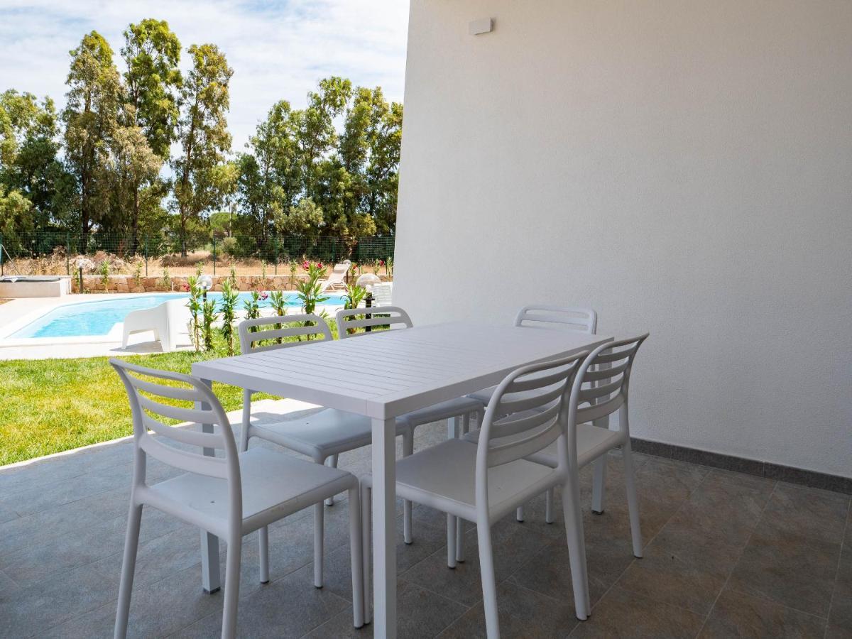 Villetta Con Piscina Budoni Affitti Spiaggia 700 Mt Dış mekan fotoğraf