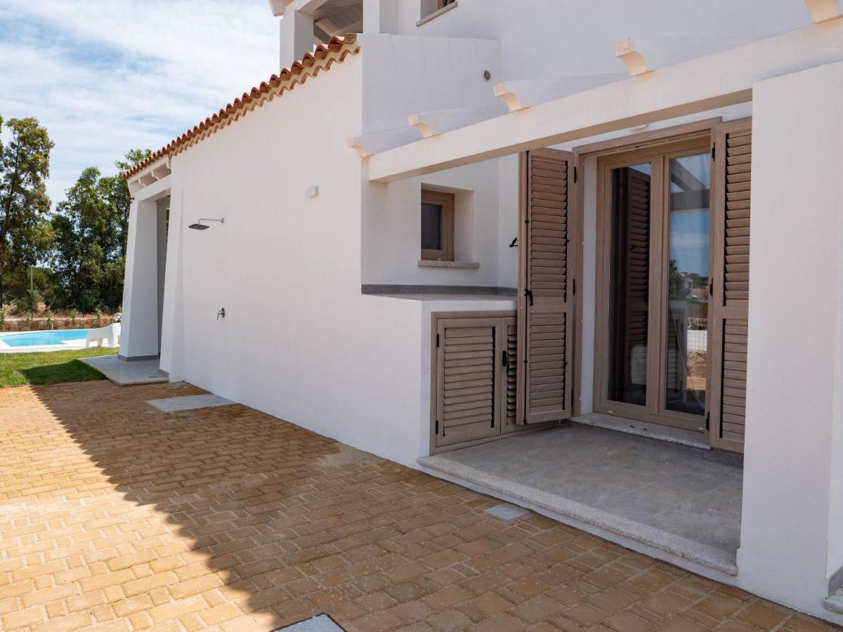 Villetta Con Piscina Budoni Affitti Spiaggia 700 Mt Dış mekan fotoğraf