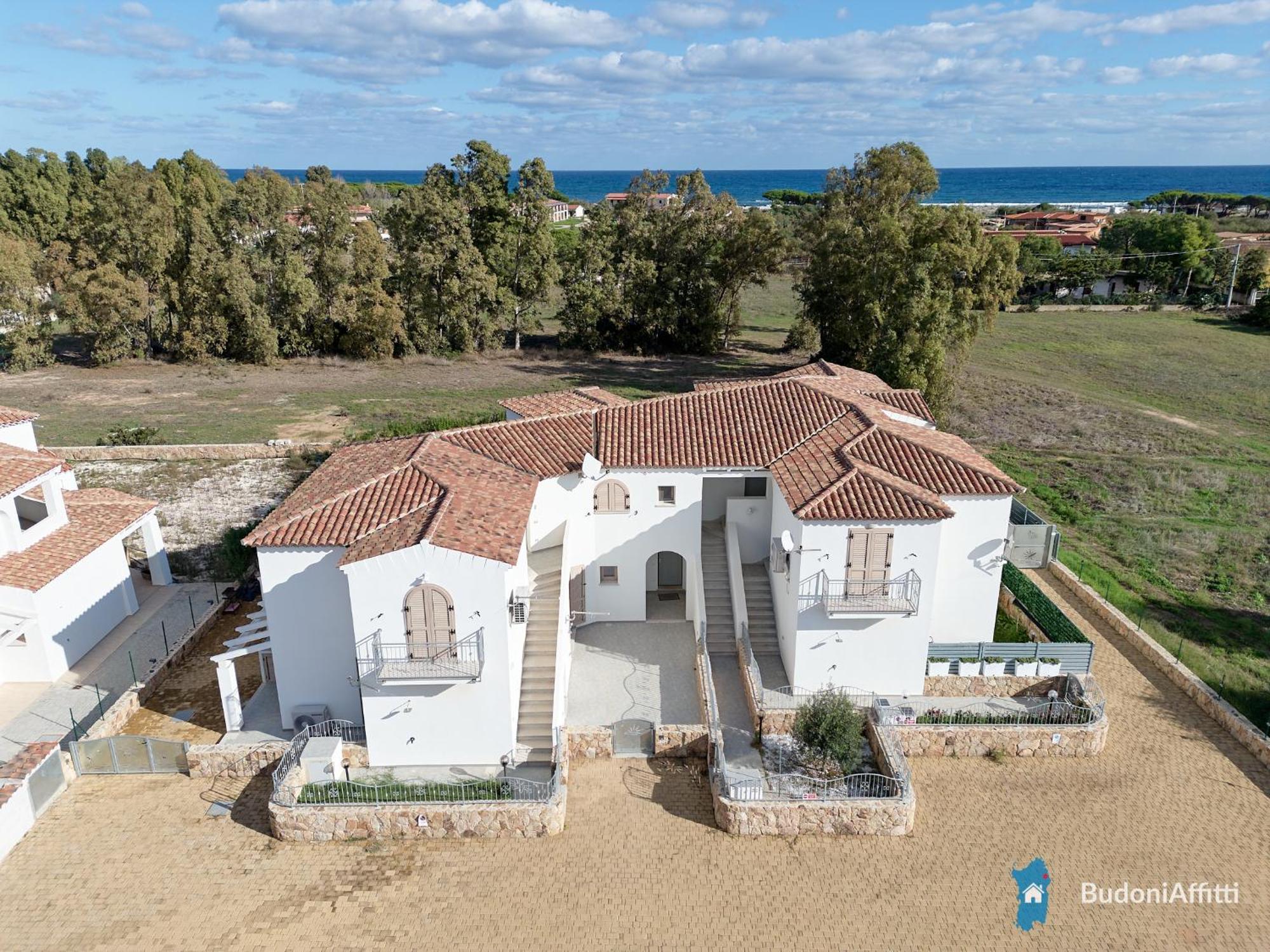Villetta Con Piscina Budoni Affitti Spiaggia 700 Mt Dış mekan fotoğraf
