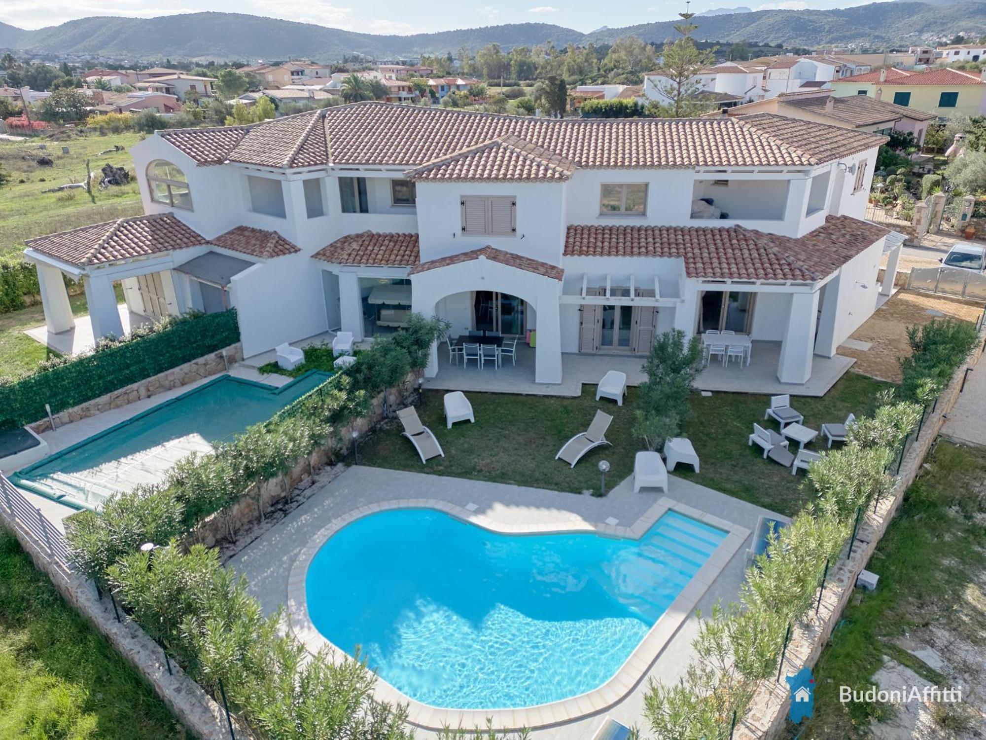 Villetta Con Piscina Budoni Affitti Spiaggia 700 Mt Dış mekan fotoğraf